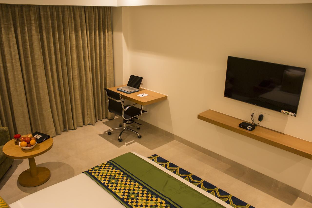 รีเจนซี ติรุเนลเวลี บาย จีอาร์ที โฮเต็ล Hotel ติรุนเนเวลี ภายนอก รูปภาพ